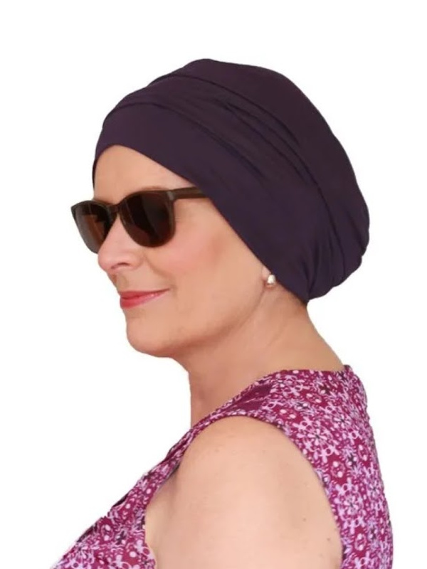 Comfortable hat Iris Aubergine - chemo hat / alopecia hat