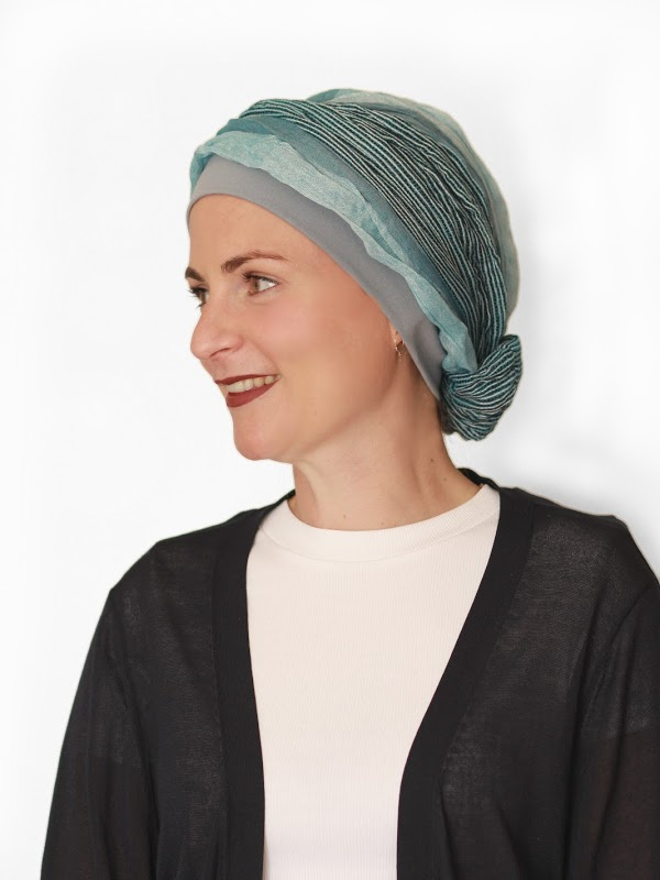 Top Mano Ocean Stripes - chemo hat / alopecia hat Top Mano Ocean Stripes - chemo mutsje / alopecia mutsje - EN